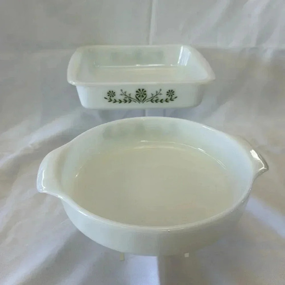 2 - Glasbake 1970s Casserole Dishes Green Daisy Milk Glass MCM Kitchen - Picture 5 of 9